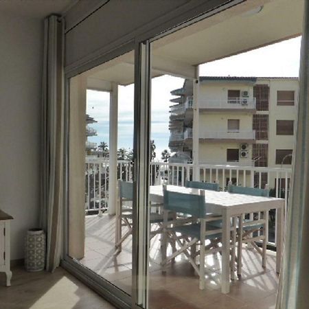 Mont-Roig Apartment กัมบริลส์ ภายนอก รูปภาพ